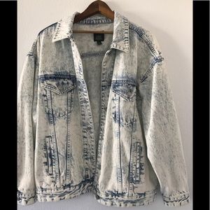 NWOT WILD FABLE Acid Wash Over-Sized Denim Jacket